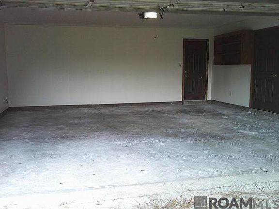 5th image of 13936 Cayuga Dr