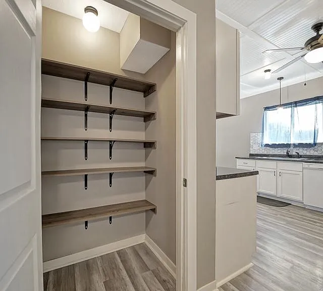 1001 N 29th St — Photo 12