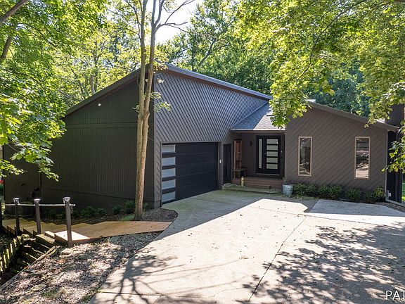 2nd image of 1625 Pineridge Dr