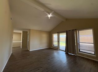 11923 6th St, Houston, TX 77072