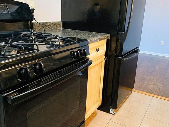 5th image of 5904 50th Ave APT 24