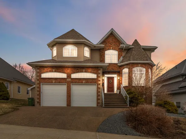 53 White Glove Ter, Halifax, NS B3N 3E2