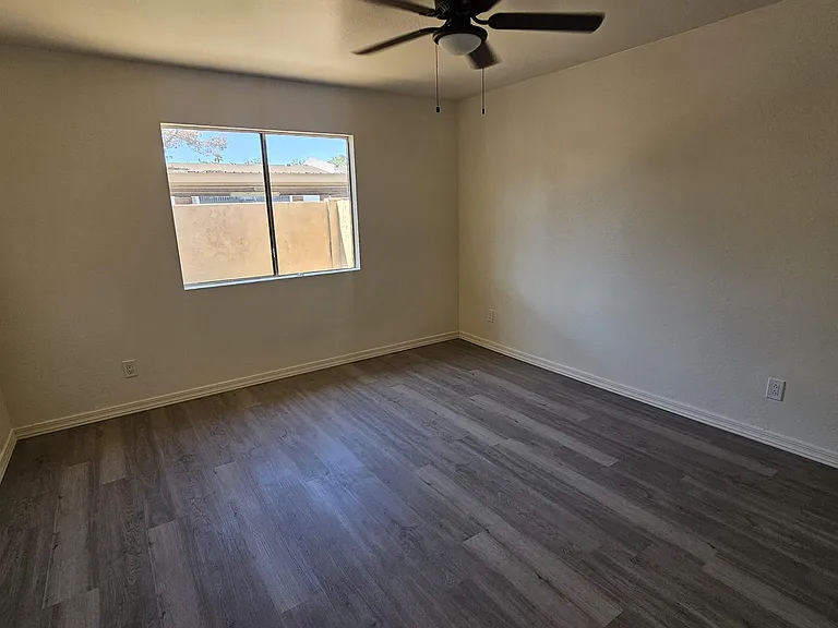 20227 N 21st Ln — Photo 4