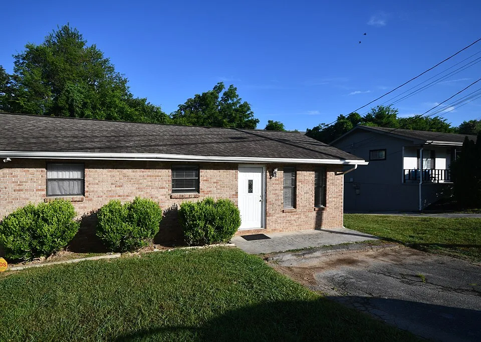 1527 N Concord Rd
