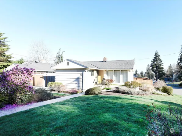 957 Walnut Street, Edmonds, WA 98020