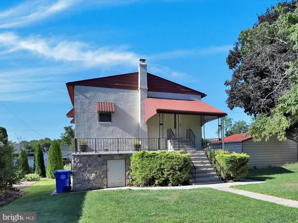 2312 High St, Reading, PA 19605