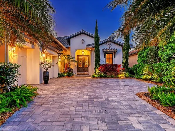 7928 Matera Ct, Bradenton, FL 34202