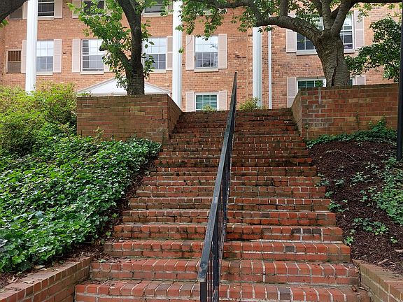 2nd image of 7721 Tremayne Pl APT 210