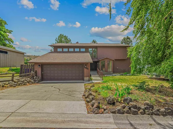 3520 Country Club Dr, Lewiston, ID 83501
