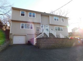 42 Twilight Rd #B, Rocky Pt, NY 11778