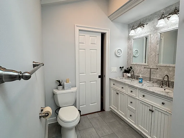 120 Pilgrim Dr — Photo 23