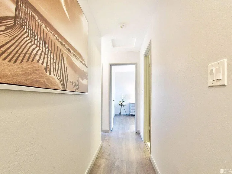 31221 Lily St — Photo 5