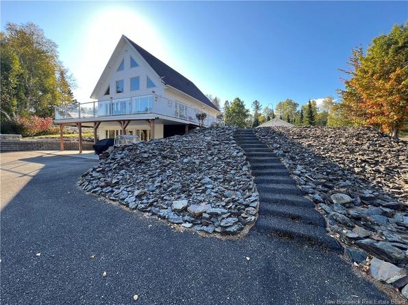 12 Sunset Ln, Perth, NB E7H 4Y8