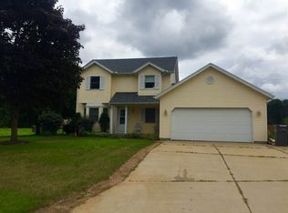 10818 Pewamo Dr, Osceola, IN