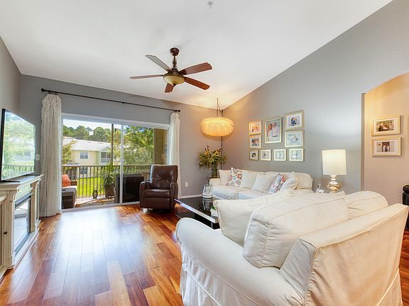 5th image of 185 Bayberry Cir Unit 905