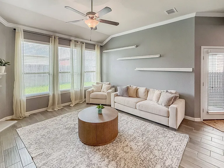 1313 Zanna Grace Way — Photo 5