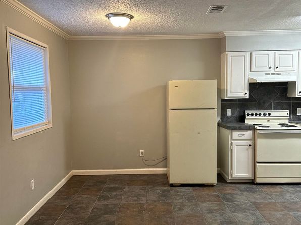 little-rock-arkansas-82838600 picture