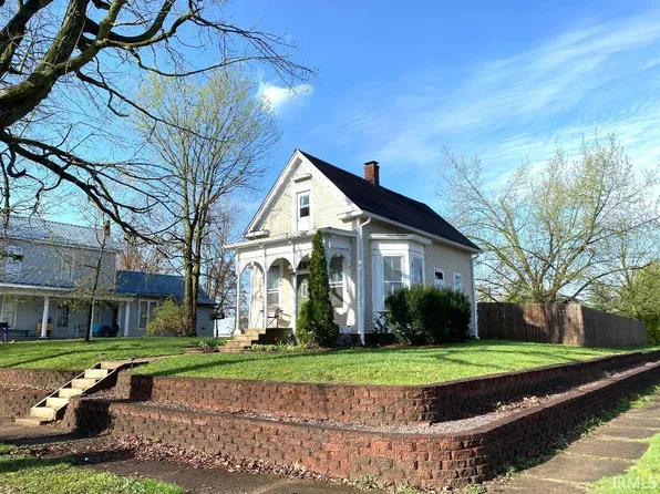 104 S Edwards St, Worthington, IN 47471