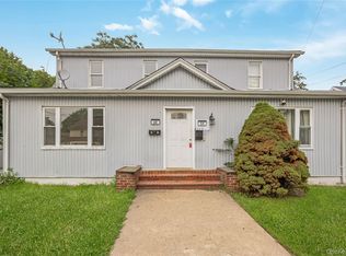 51 Peters Ave, Hempstead, NY 11550