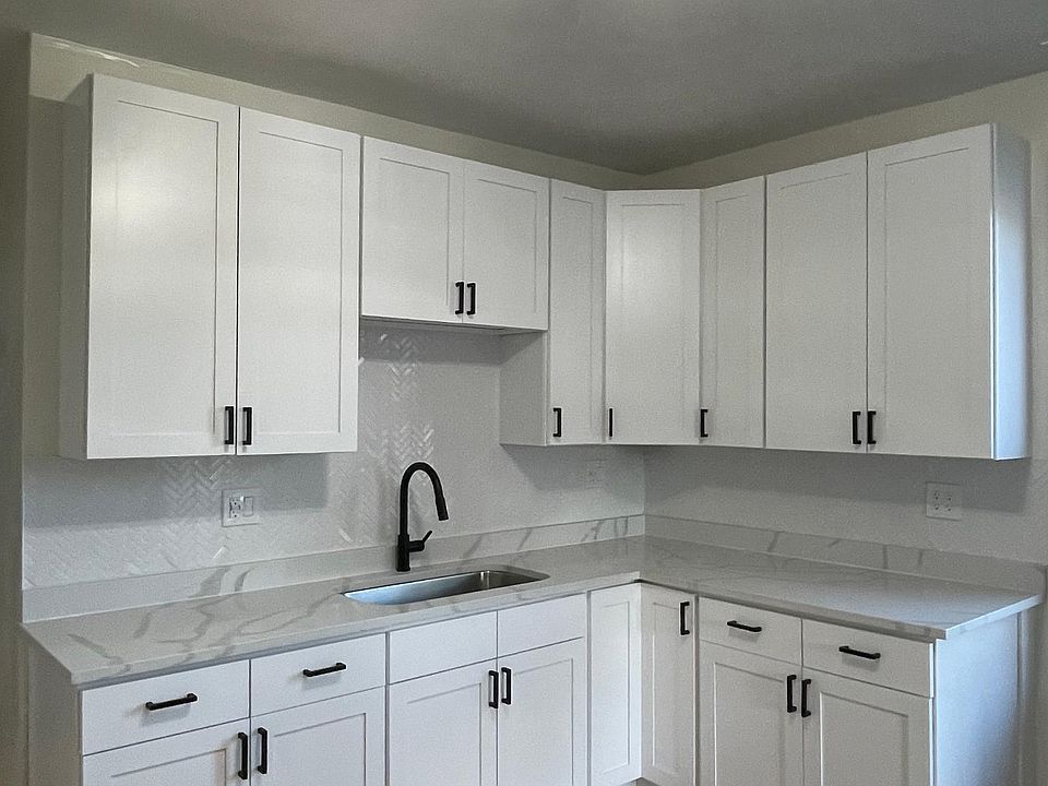 1st image of 3255 W Berteau Ave #2