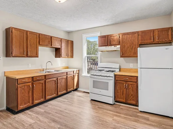 503 S Bridge St APT 1, Belding, MI 48809