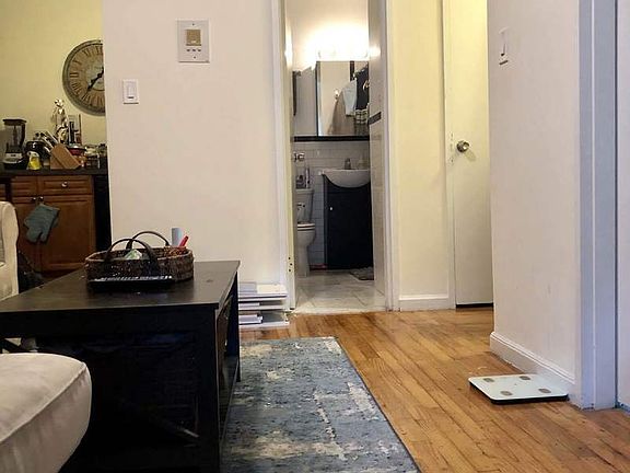 3rd image of 346 W End Ave APT 3D