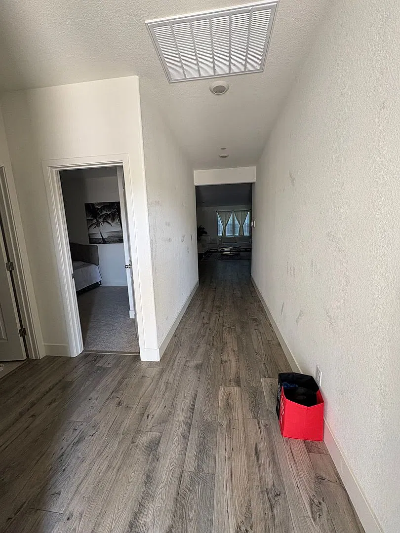 Charming 3 Bedroom Home in Lathrop! — Photo 3