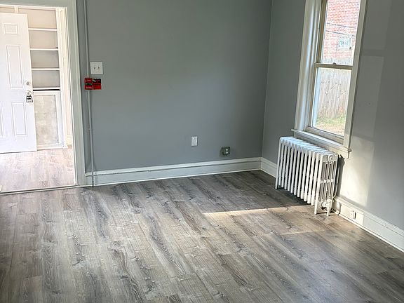 3rd image of 5704 Keystone St APT 1C