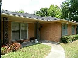1st image of 621 Candler Dr