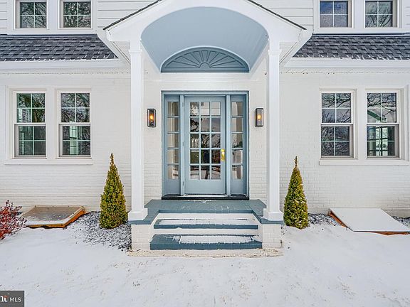 2nd image of 17011 Troyer Rd