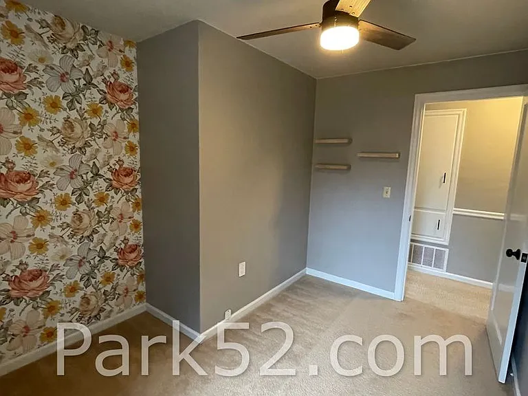 4614 N 29th St — Photo 16