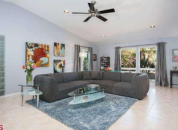 3rd image of 2215 E Desert Palms Dr