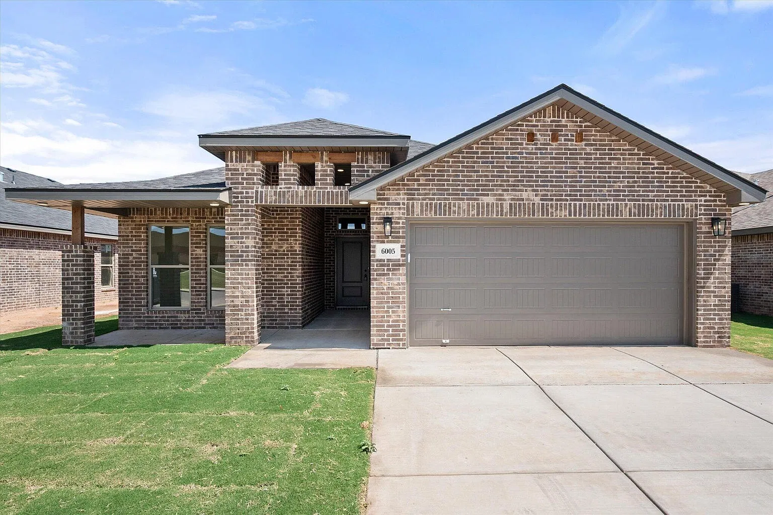 3 bed, 1760 sqft, $2,400 — Photo 1