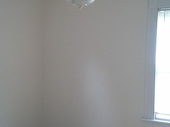 4th image of 807 Orange St