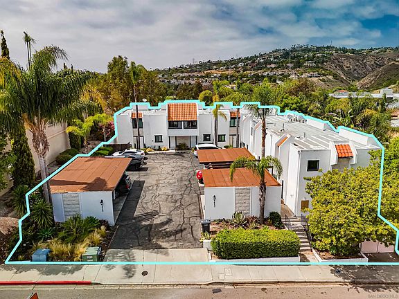 2nd image of 2950 La Costa Ave