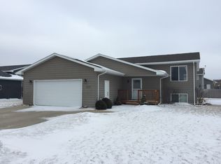2231 Bluegill Ave, Brookings, SD 57006
