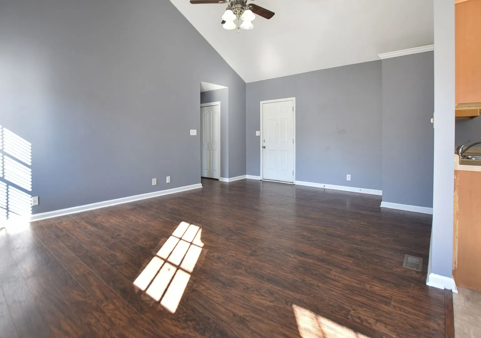 Pet Friendly Three Bedroom! — Photo 3