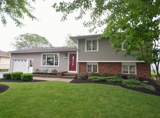 24 Ainsworth Ln, Rochester, NY 14624