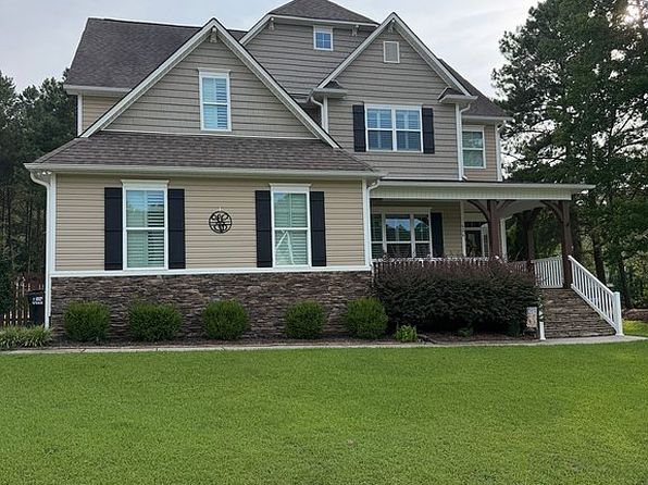626 Bridgeport Cir