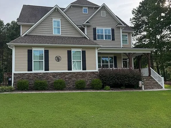 626 Bridgeport Cir, Clayton, NC 27527