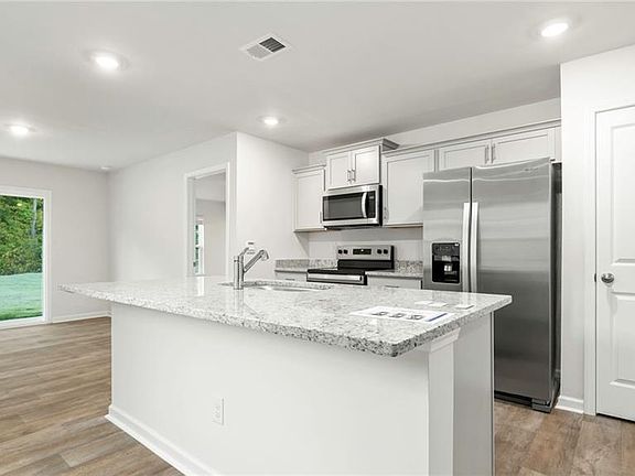 5th image of 1204 Alderbrook Rd
