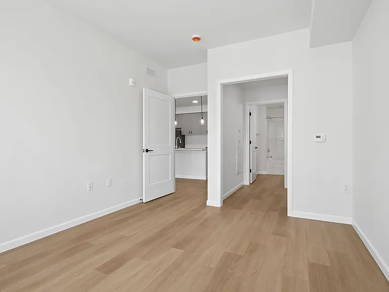 Hogum Bay Apartments — Photo 97