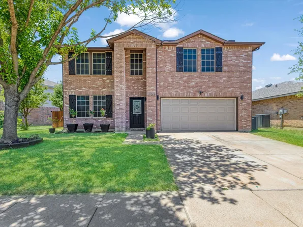 5129 Weather Rock Ln, Fort Worth, TX 76179