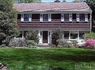 17 Innes Rd, Scarsdale, NY 10583