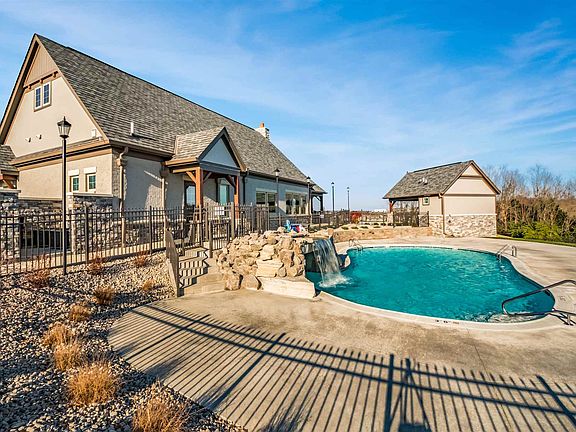 3rd image of 7811 Promontory Dr