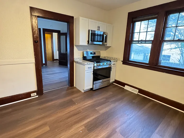 307 Apple St #1 — Photo 7