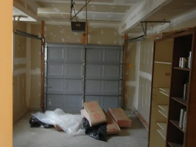 One car garage