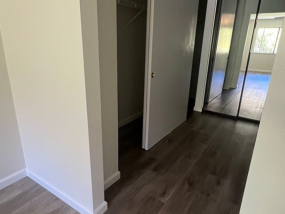 3rd image of 3128 Avenida Olmeda