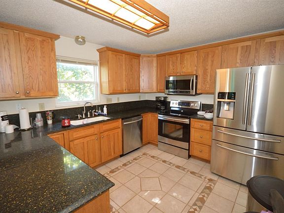 4th image of 3889 Carrington Way