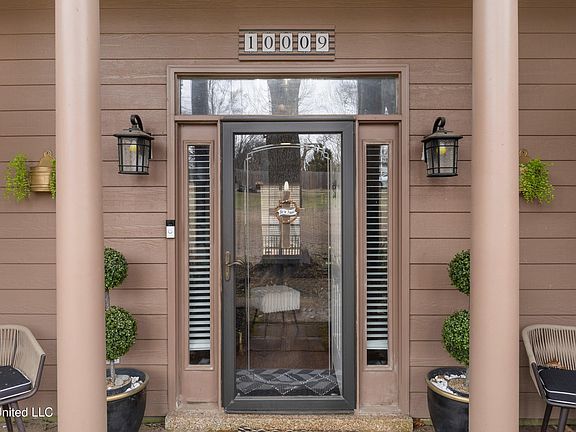 3rd image of 10009 Lacy Dr